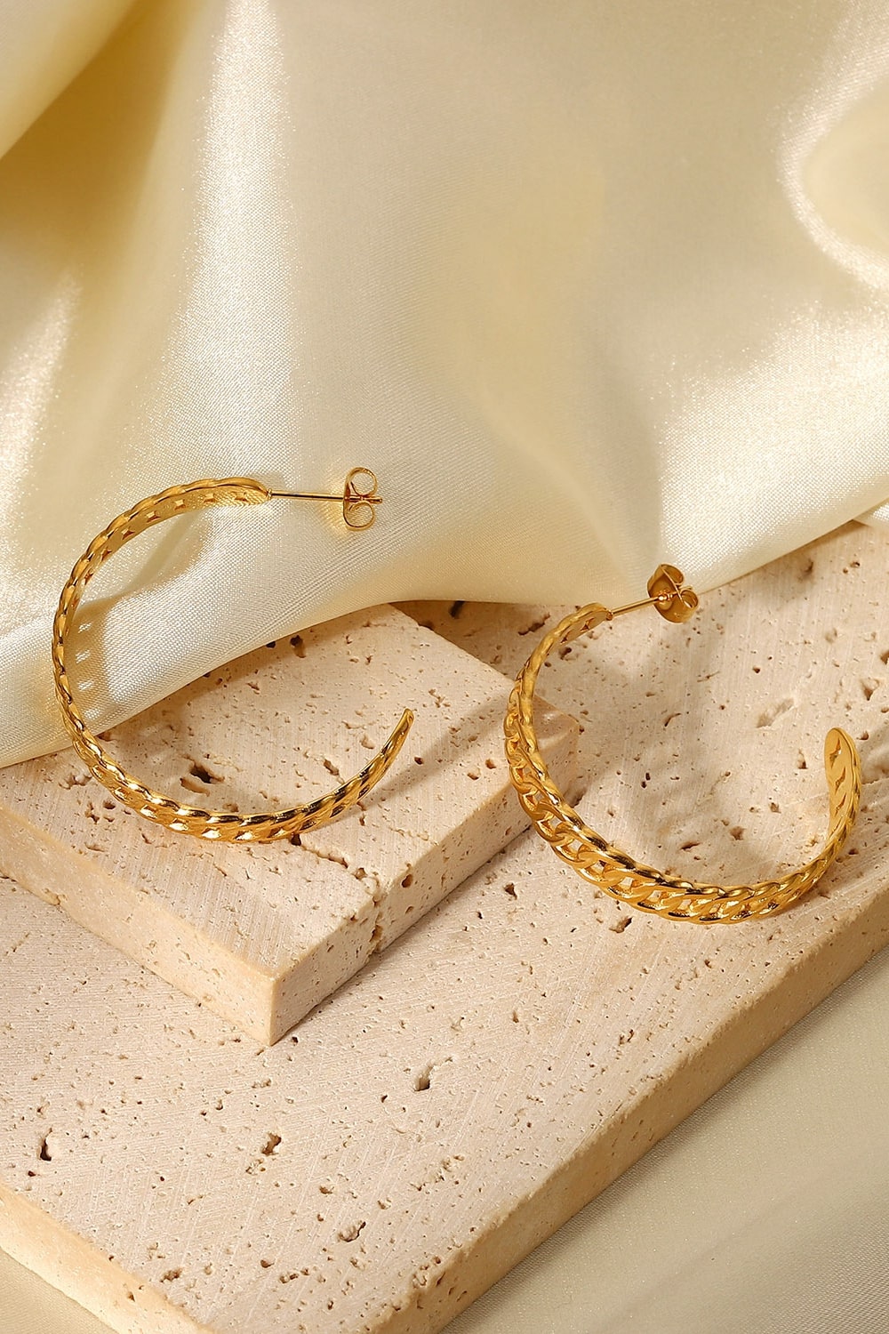 Crushing On You Chain C-Hoop Earrings - AllIn Computer