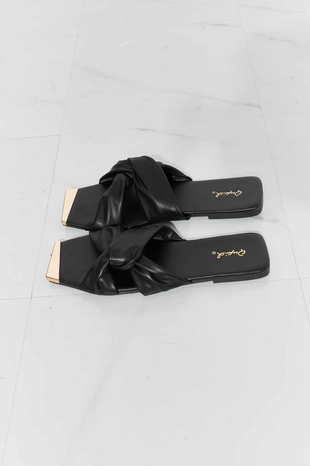 Qupid Ladies' Lunch Square Toe Crisscross Slides - AllIn Computer