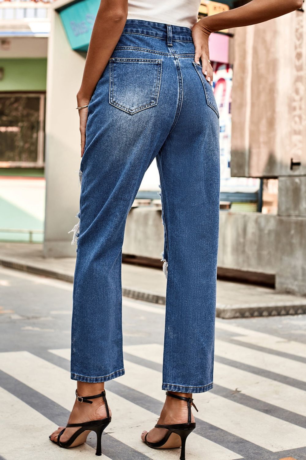 Distressed Buttoned Jeans with Pockets - AllIn Computer