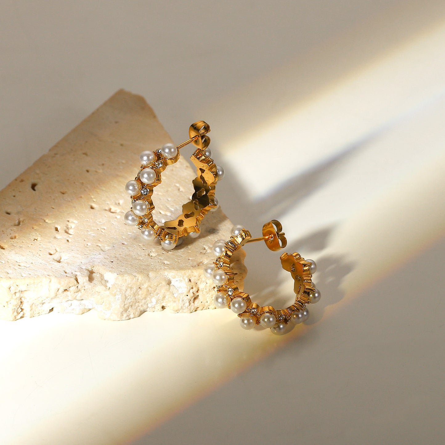 Pearl Rhinestone C-Hoop Earrings - AllIn Computer