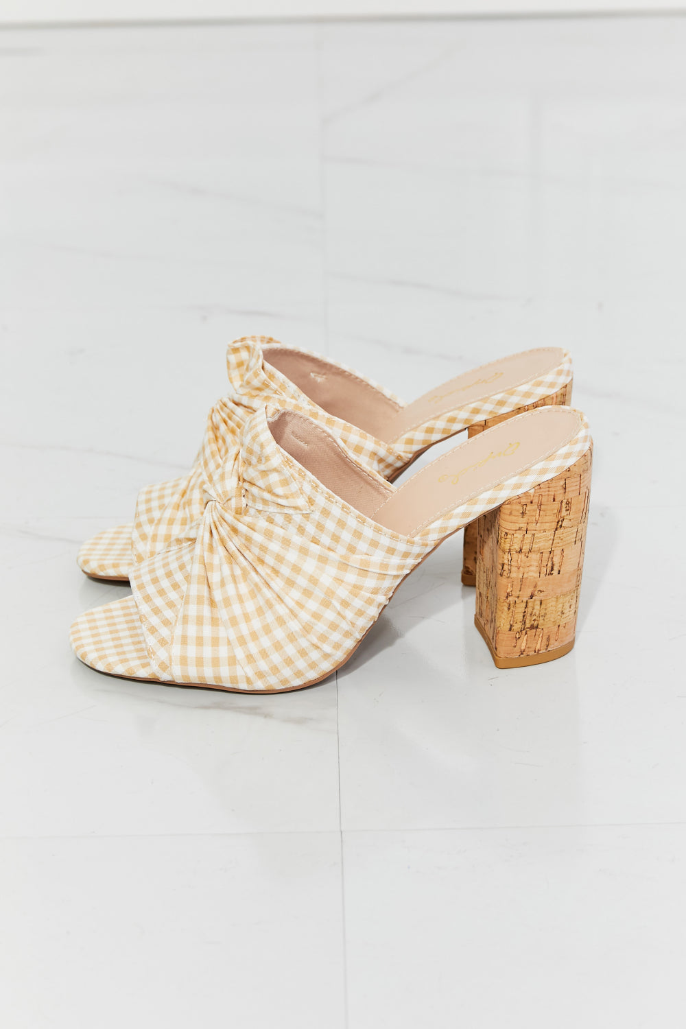 Qupid Freshly Picked Twist Peep Toe Block Heel Mules - AllIn Computer