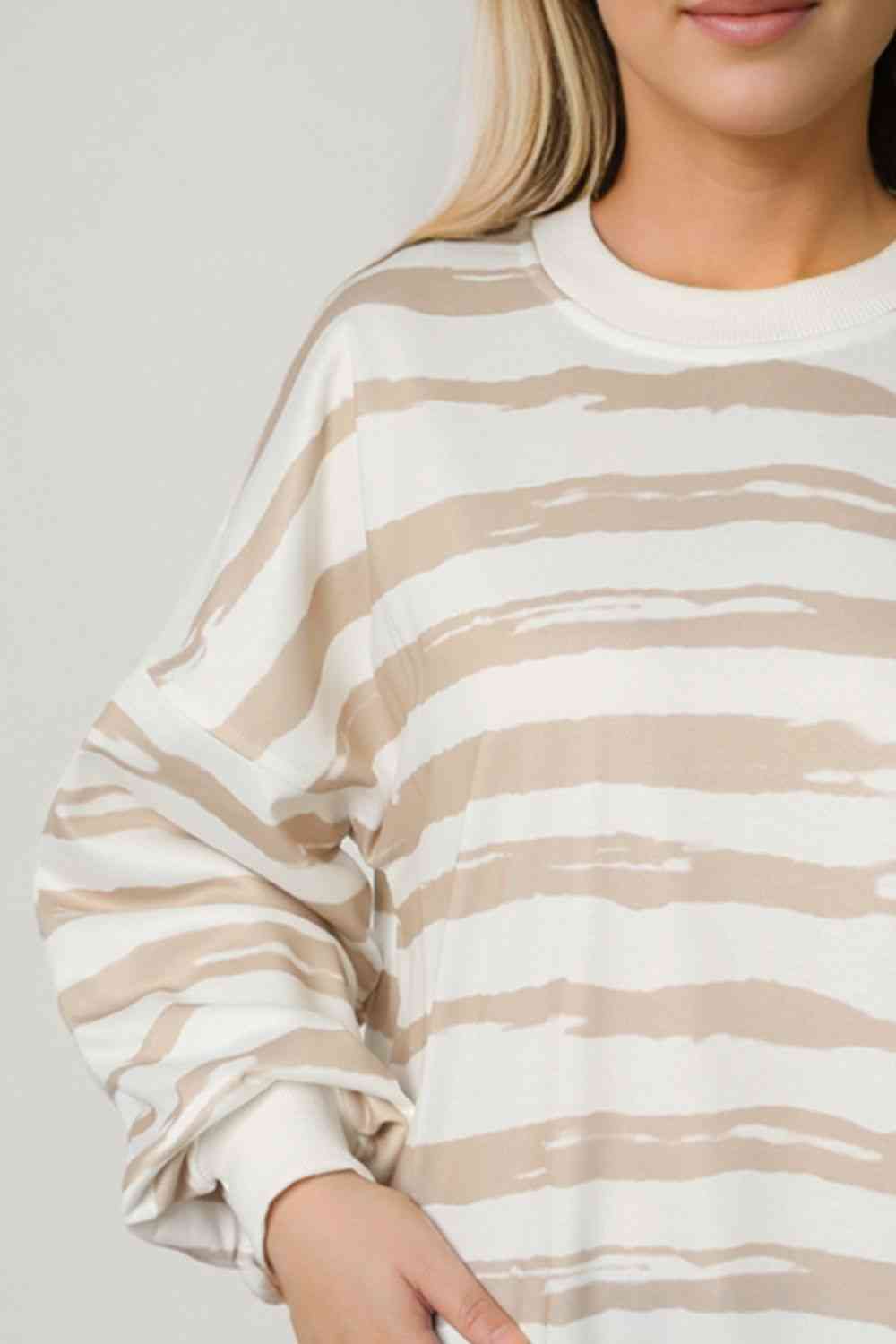 Striped Round Neck Long Sleeve Sweatshirt - AllIn Computer