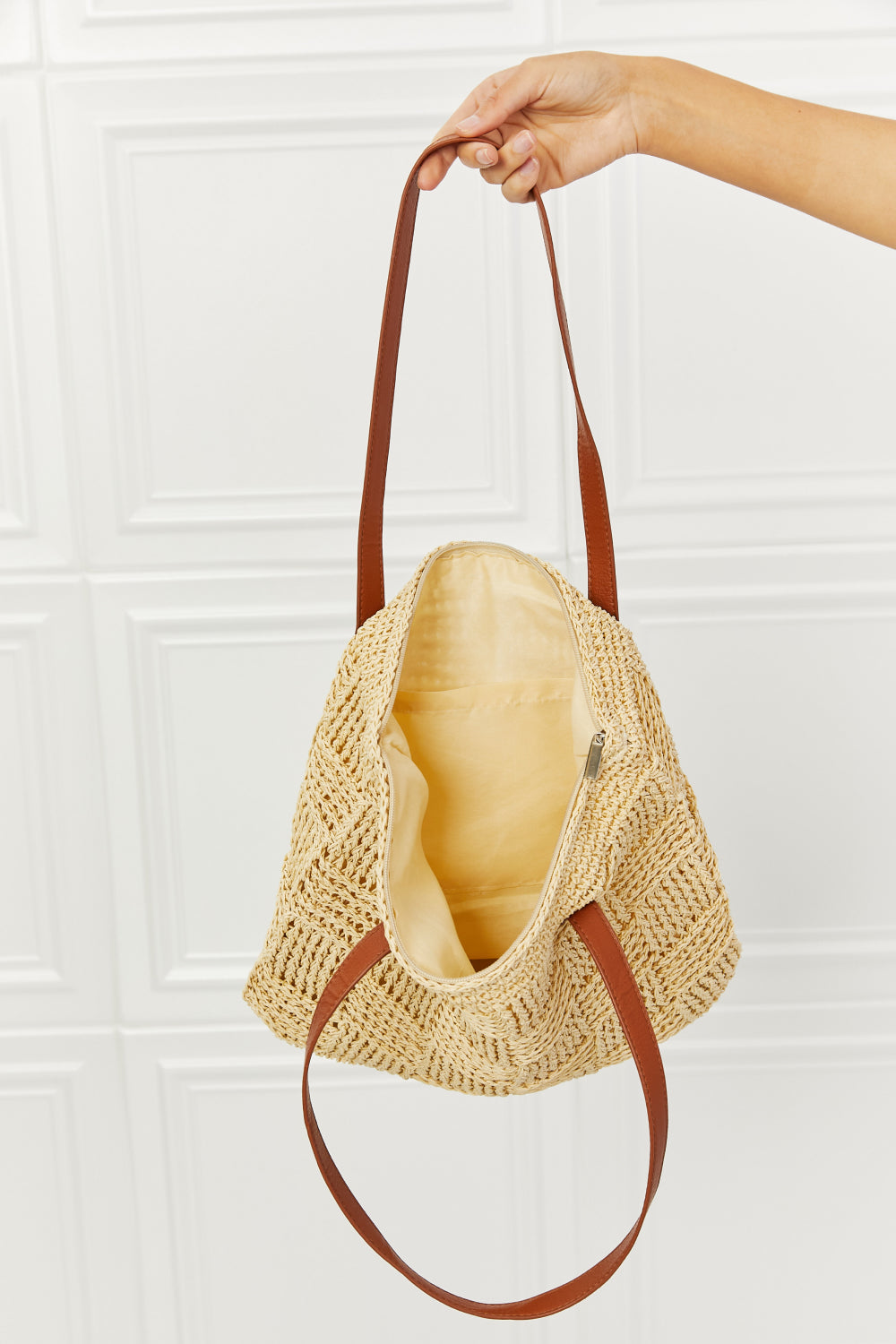Fame Picnic Date Straw Tote Bag - AllIn Computer