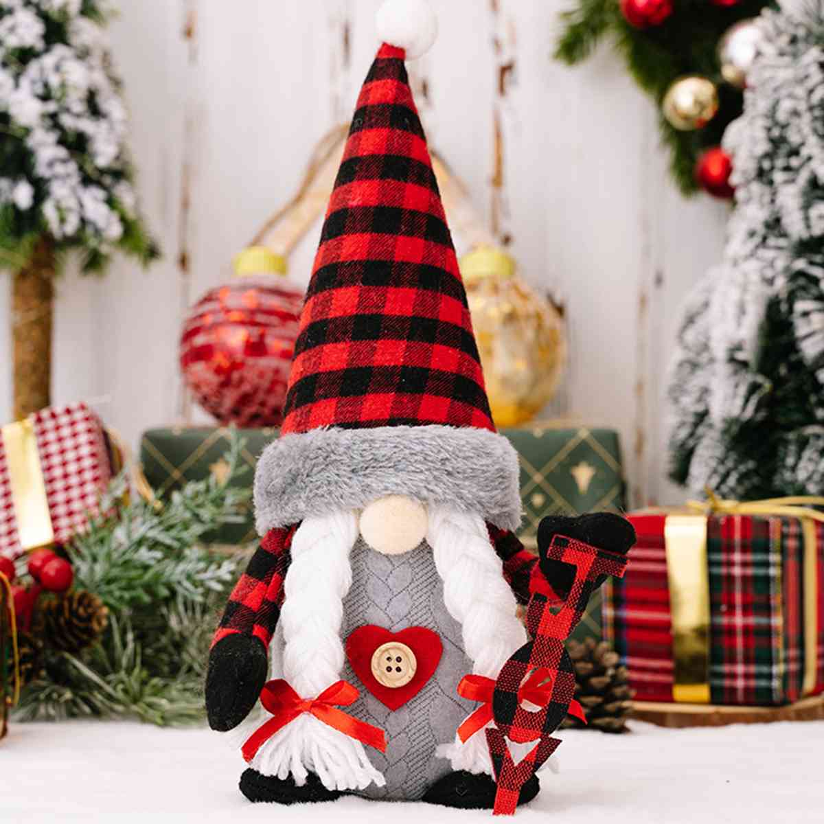 Plaid Pointed Hat Faceless Gnome - AllIn Computer