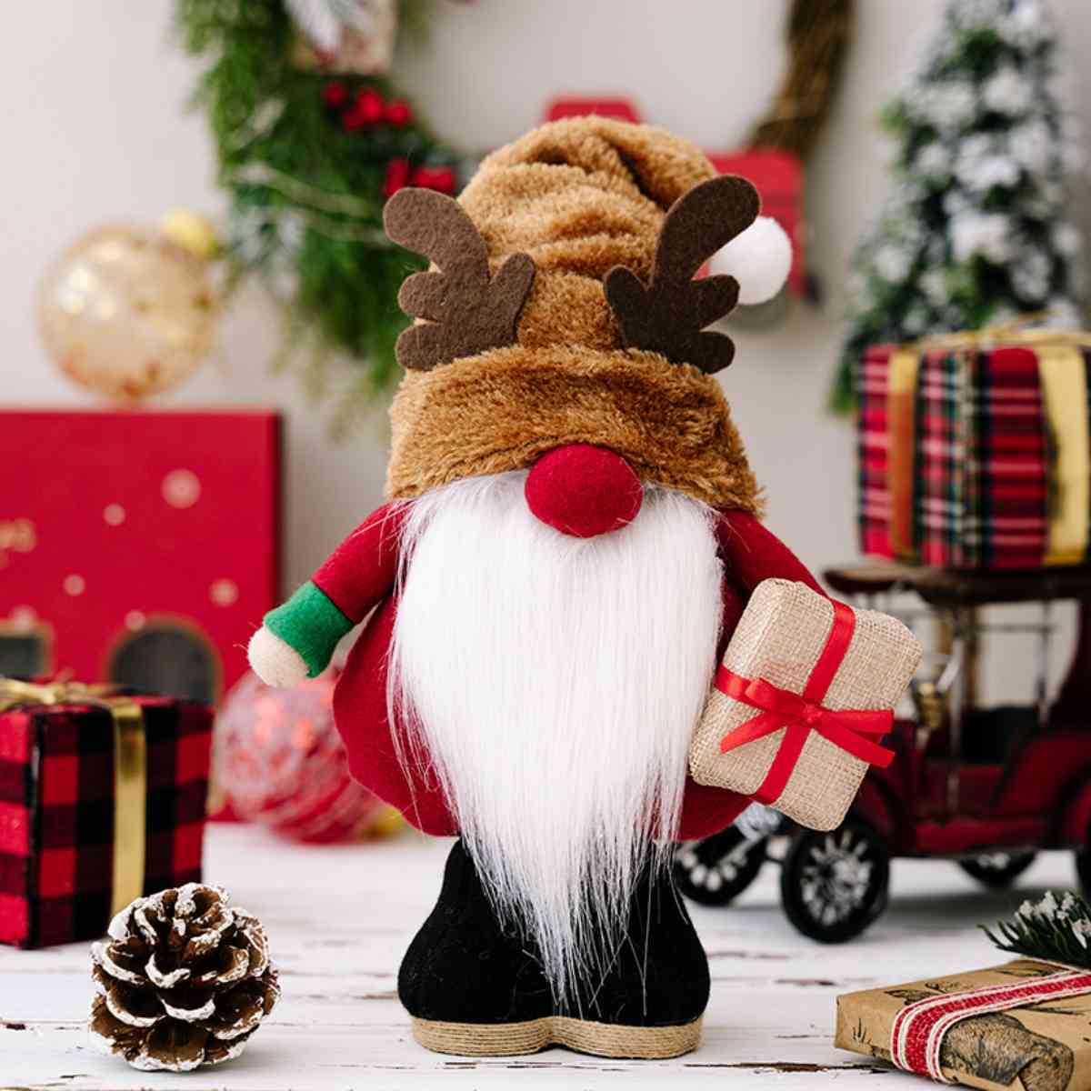 Christmas Faceless Gnome - AllIn Computer