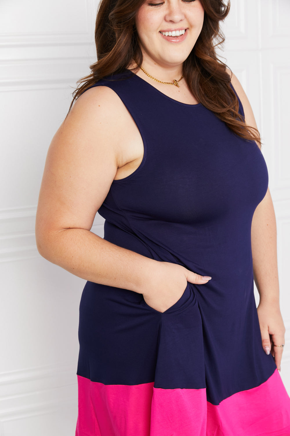 Yelete Full Size Two-Tone Sleeveless Mini Dress with Pockets - AllIn Computer