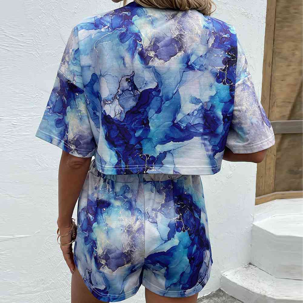 Printed Round Neck Dropped Shoulder Half Sleeve Top and Shorts Set - AllIn Computer