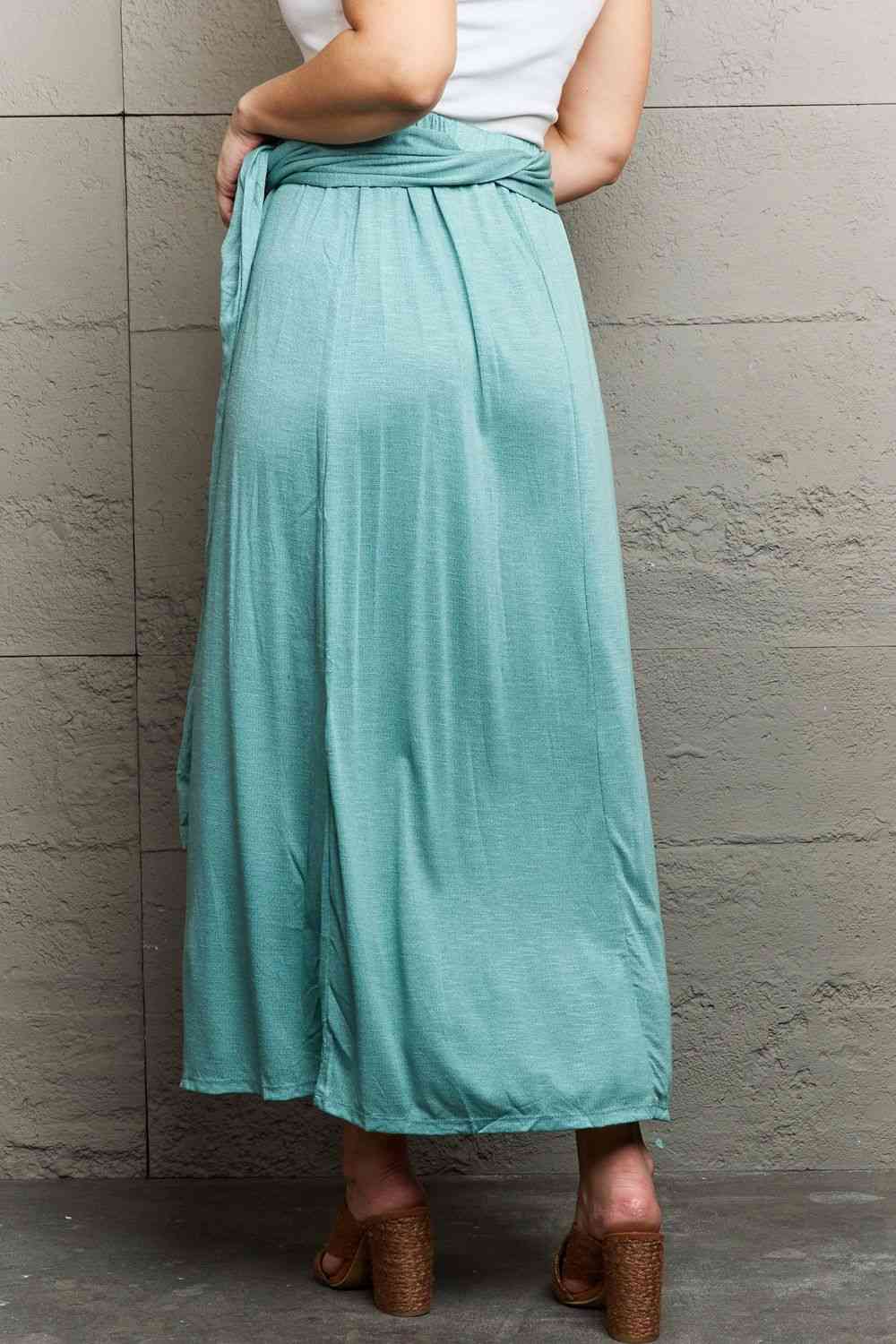 Ninexis Know Your Worth Criss Cross Halter Neck Maxi Dress - AllIn Computer