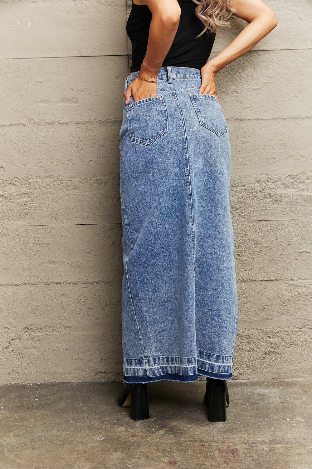 Front Slit Maxi Denim Skirt - AllIn Computer