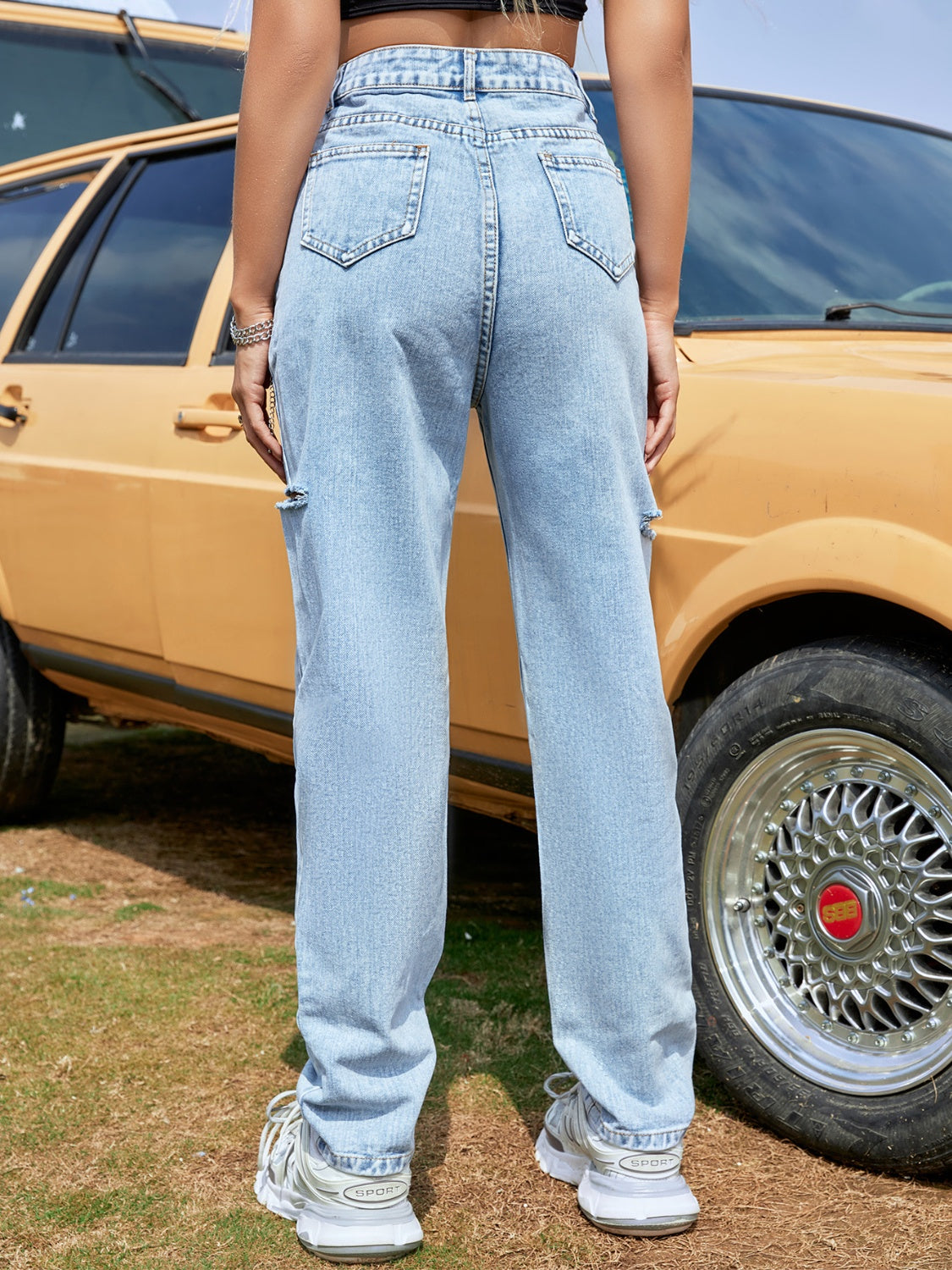 Distressed Straight Leg Jeans - AllIn Computer