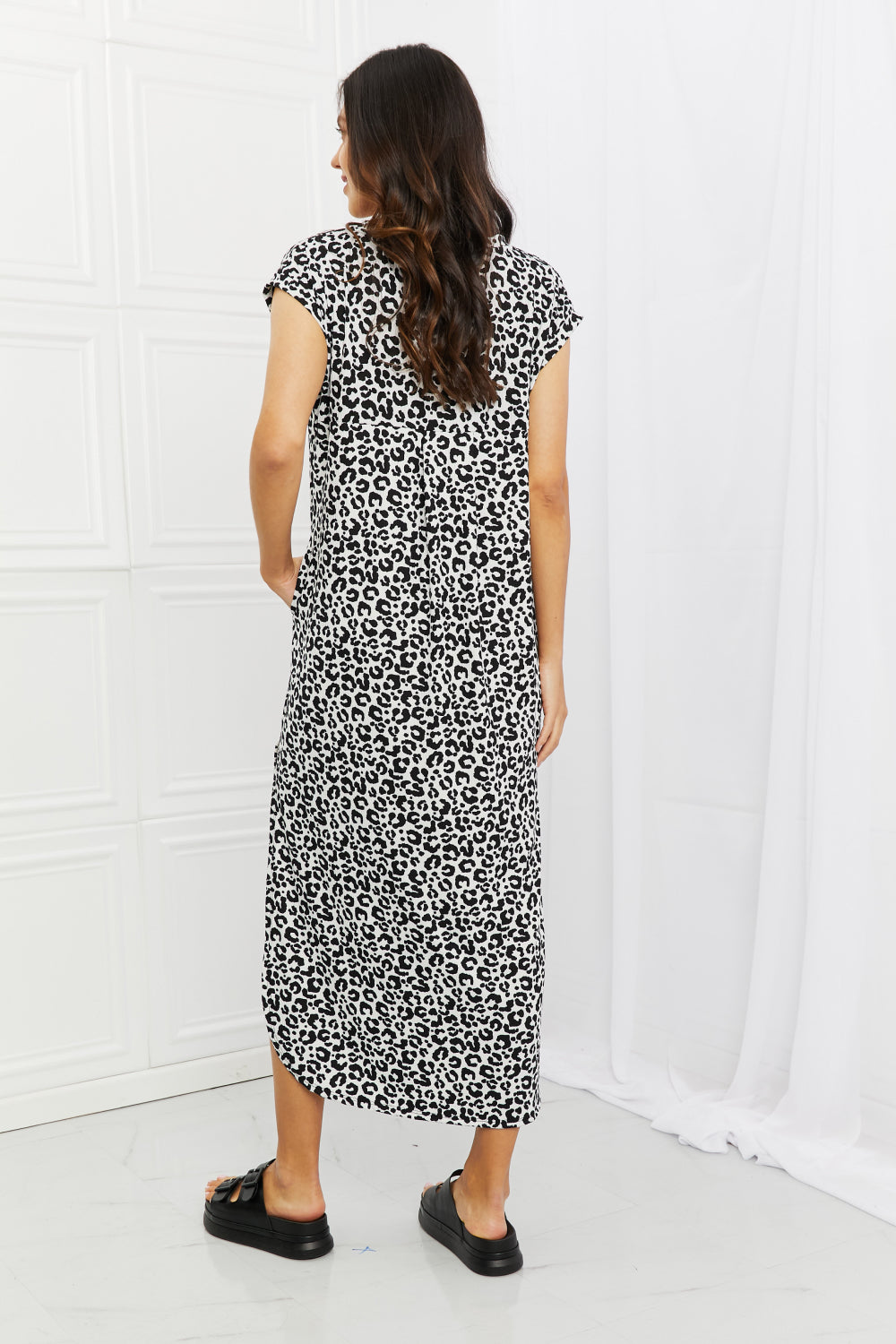Culture Code Wild Side V-Neck Dress - AllIn Computer