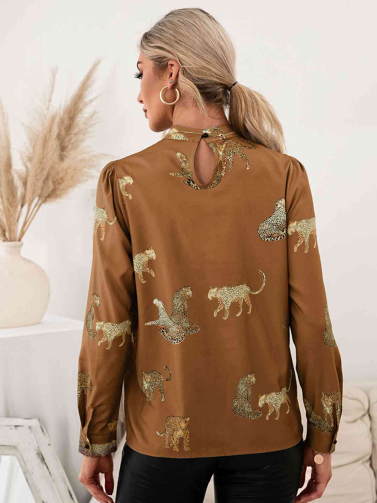 Leopard Graphic Mock Neck Puff Sleeve Blouse - AllIn Computer