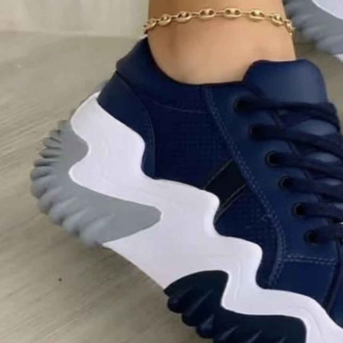 Lace-Up PU Leather Platform Sneakers - AllIn Computer