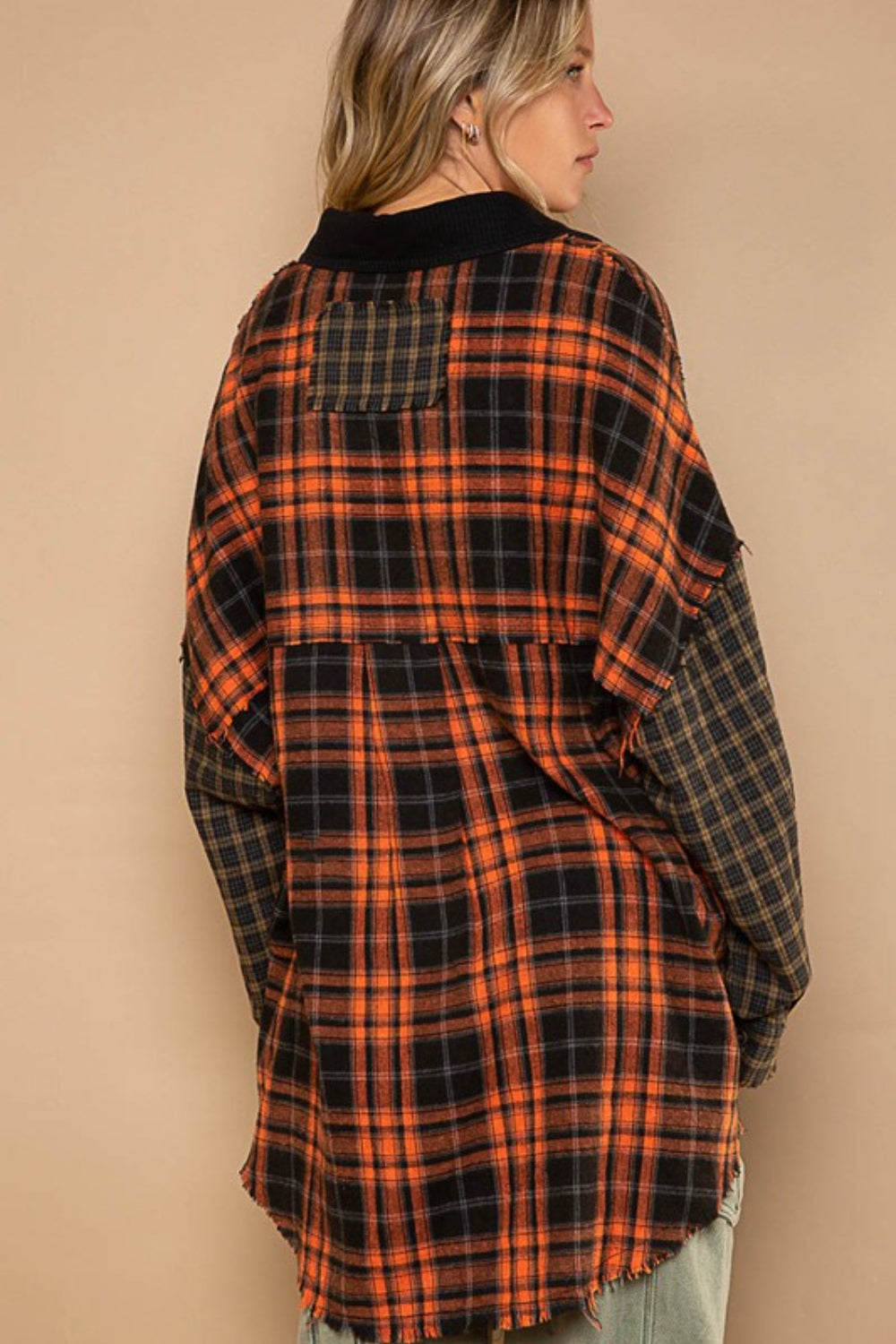 POL Plaid Contrast Long Sleeve Raw Hem Shacket with Chest Pockets - AllIn Computer