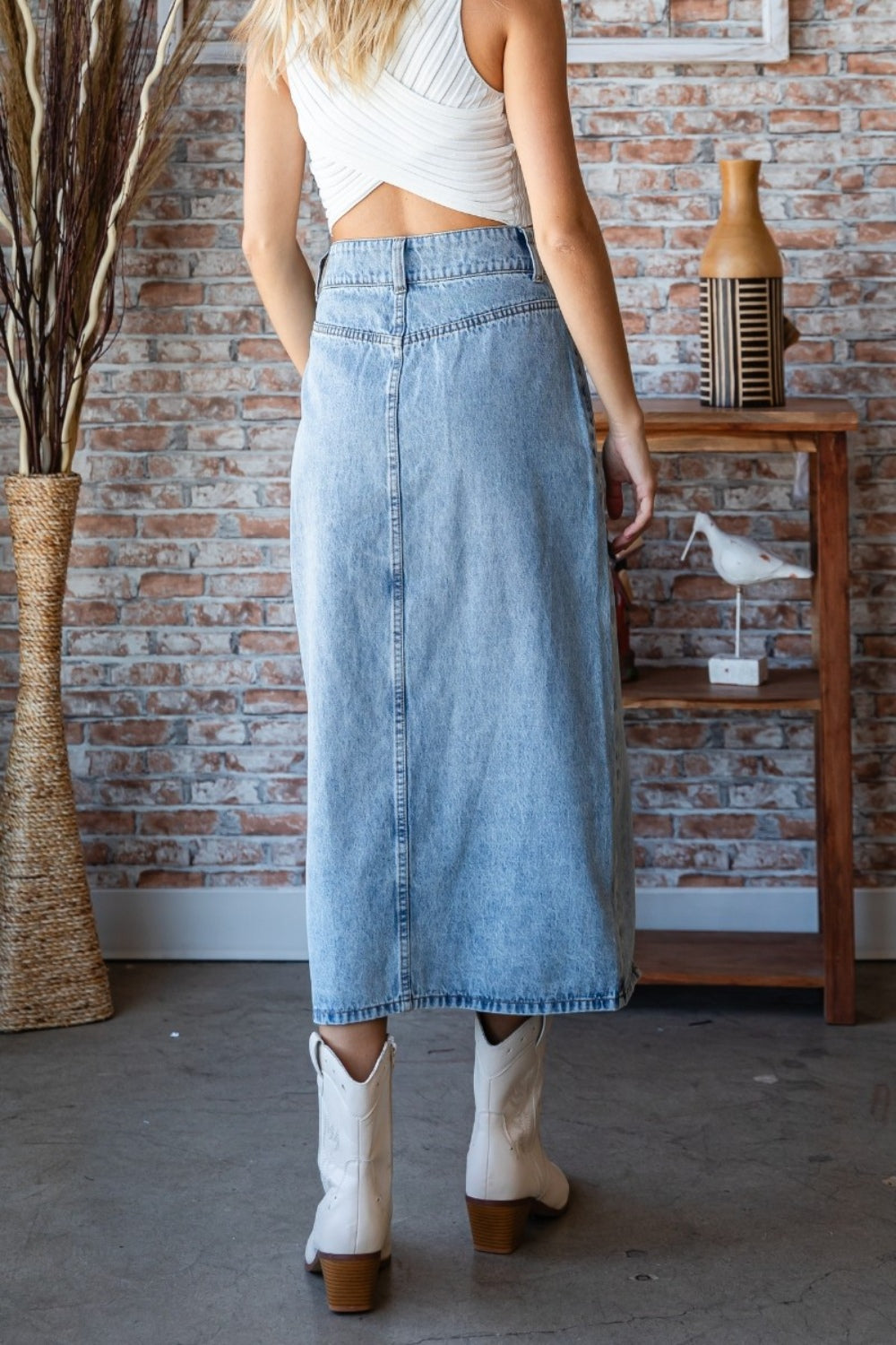 Veveret Slit Mid Rise Waist Denim Skirt - AllIn Computer
