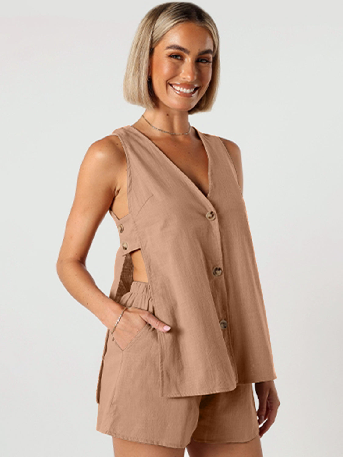 Full Size Button Up Top and Shorts Set - AllIn Computer