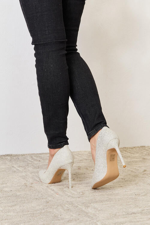 Melody 4" Closed Toe Heels - AllIn Computer