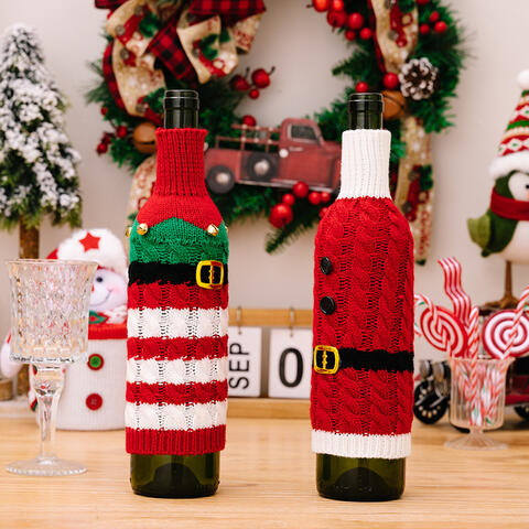 2-Piece Cable-Knit Wine Bottle Covers - AllIn Computer