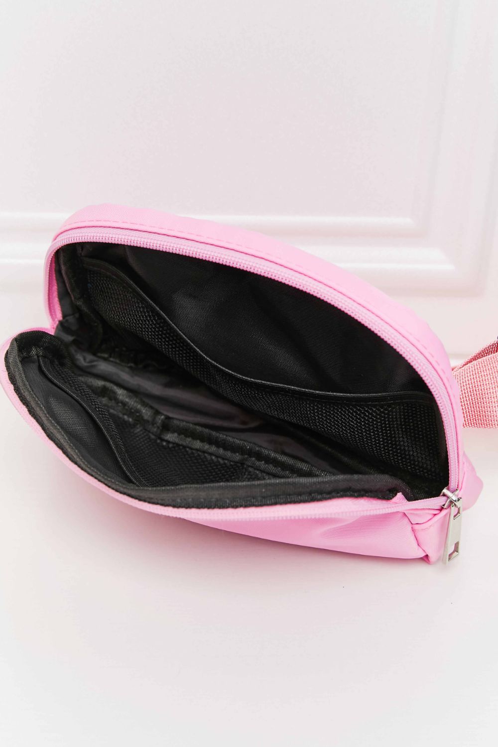 Buckle Zip Closure Fanny Pack - AllIn Computer