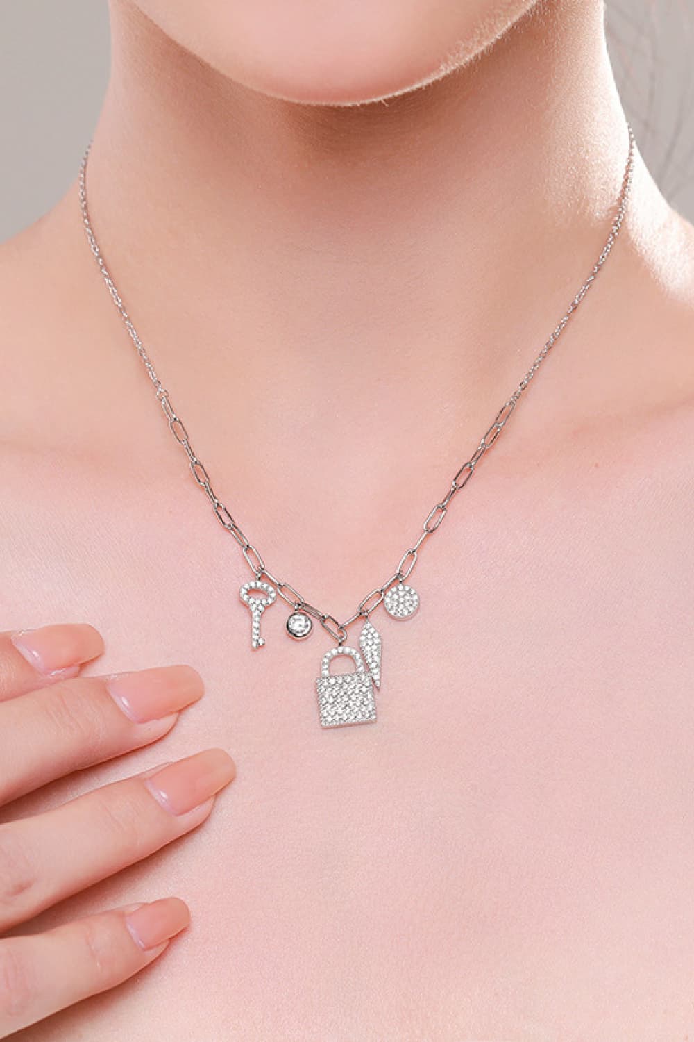 925 Sterling Silver Lock & Key Zircon Pendant Necklace - AllIn Computer