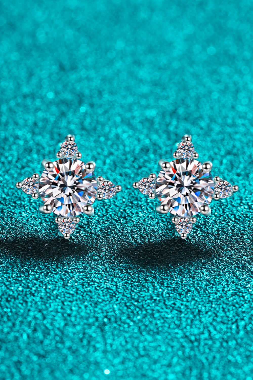 Four Leaf Clover 2 Carat Moissanite Stud Earrings - AllIn Computer