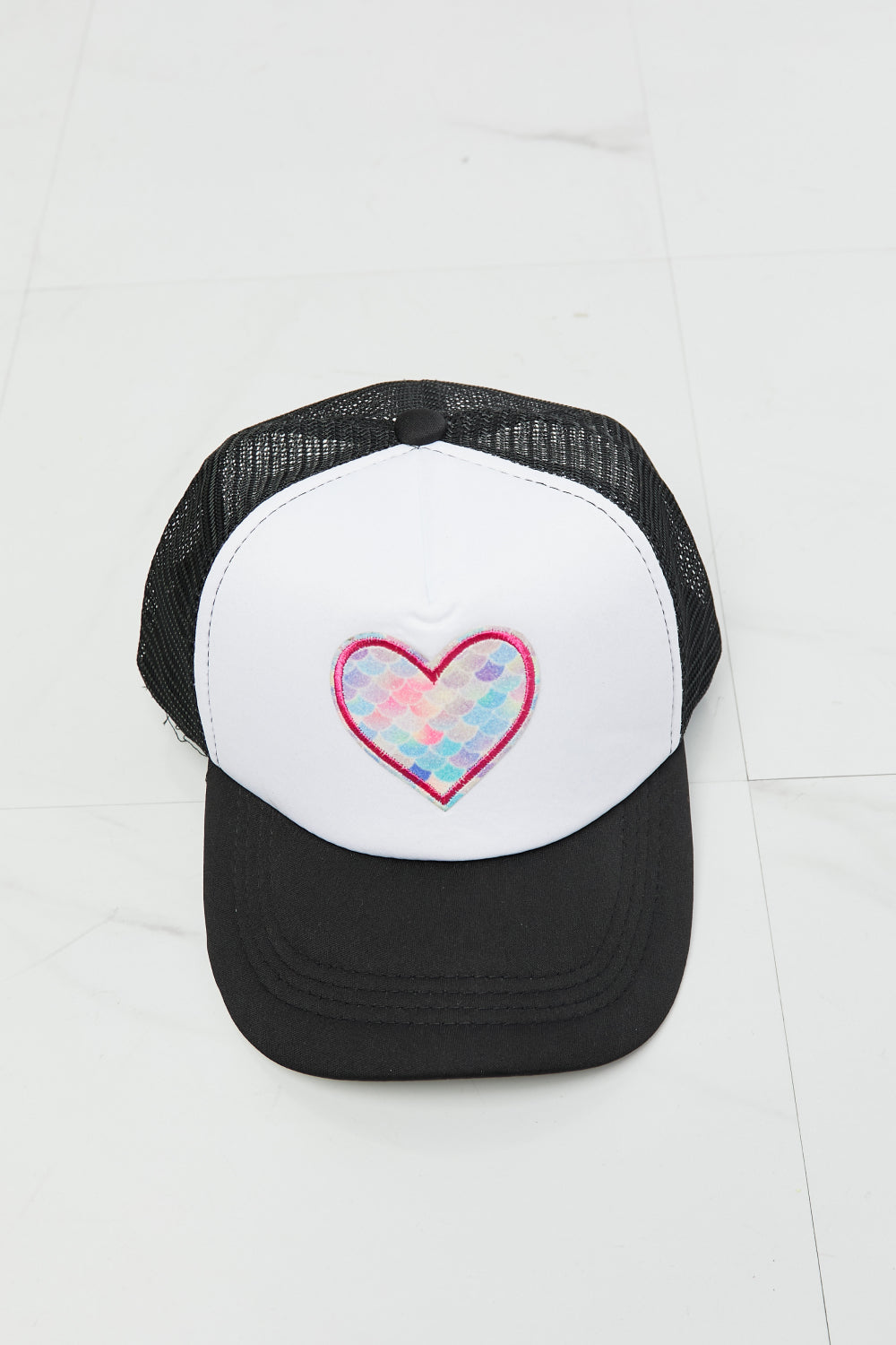 Fame Falling For You Trucker Hat in Black - AllIn Computer