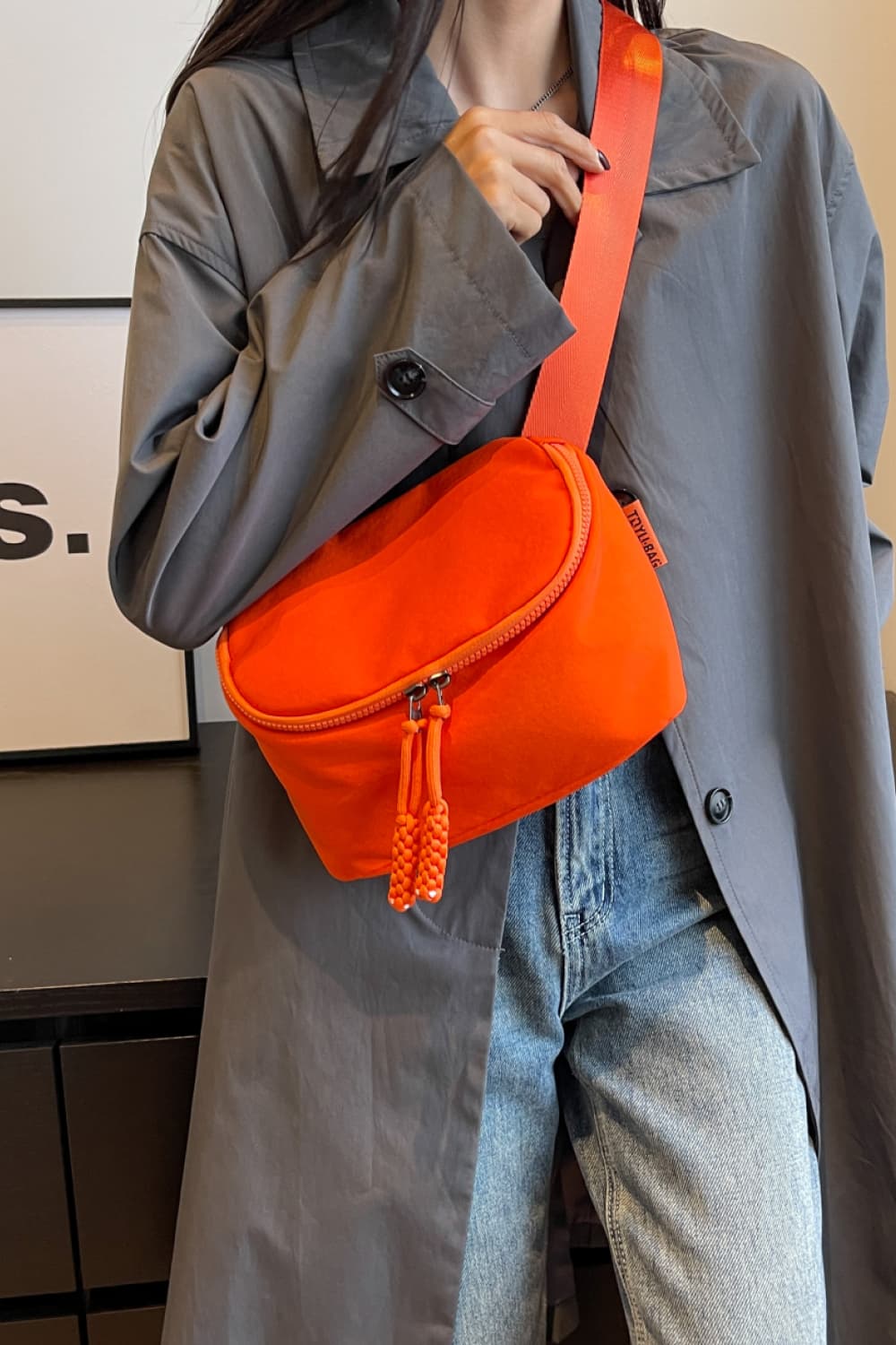 Medium Nylon Sling Bag - AllIn Computer