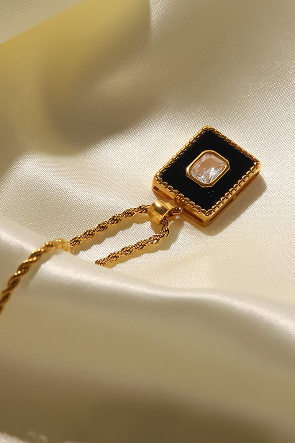 Square Pendant Twisted Chain Necklace - AllIn Computer