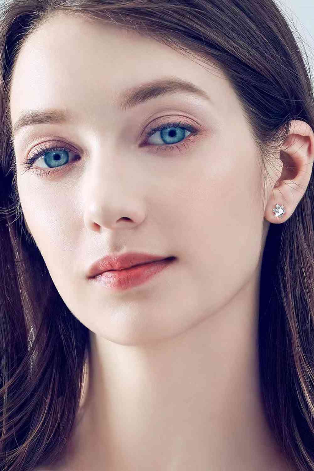 2 Carat Moissanite Floral Stud Earrings - AllIn Computer