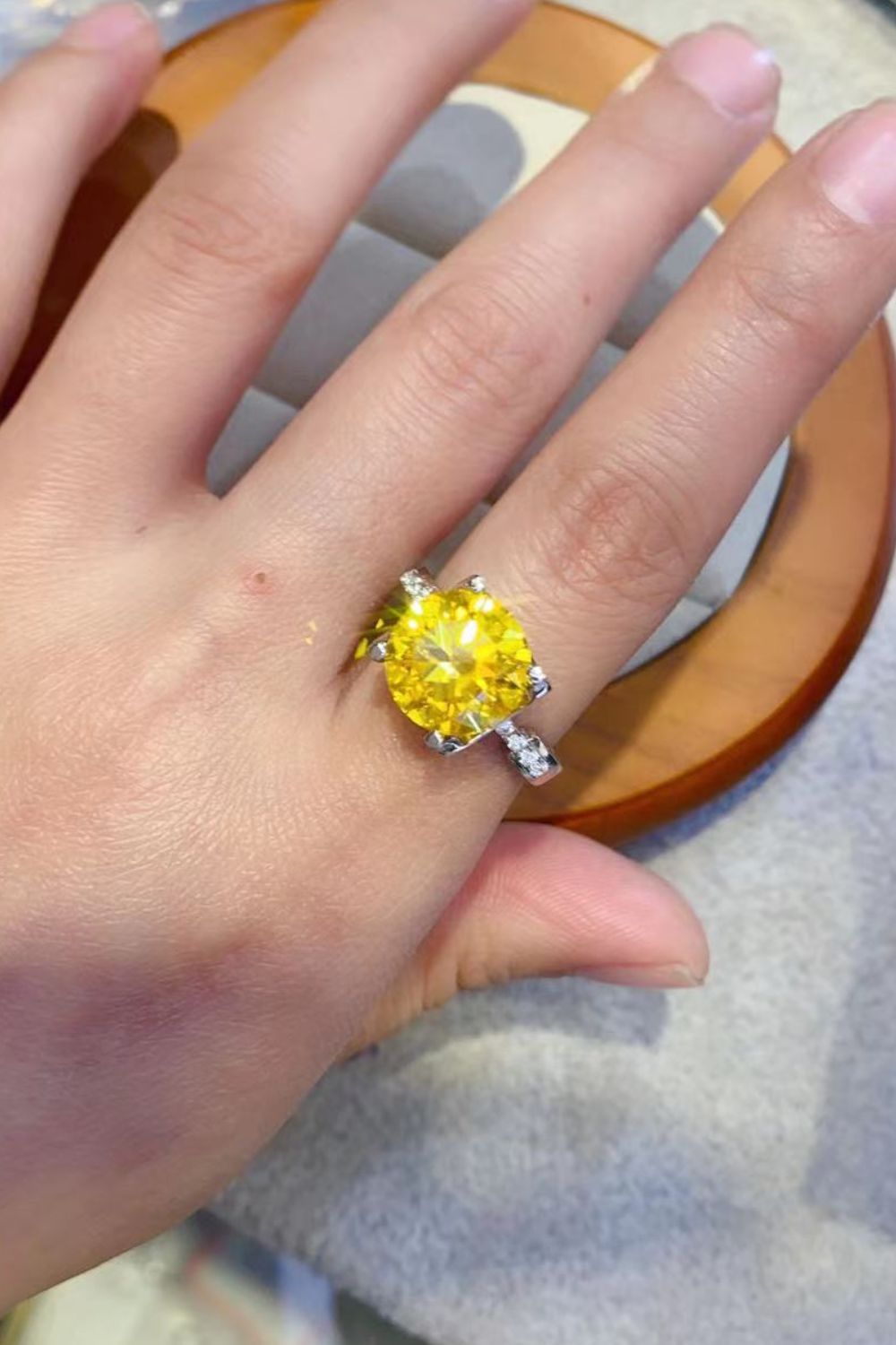 5 Carat Moissanite 925 Sterling Silver Ring in Banana Yellow - AllIn Computer