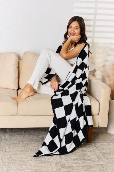Cuddley Checkered Decorative Throw Blanket - AllIn Computer