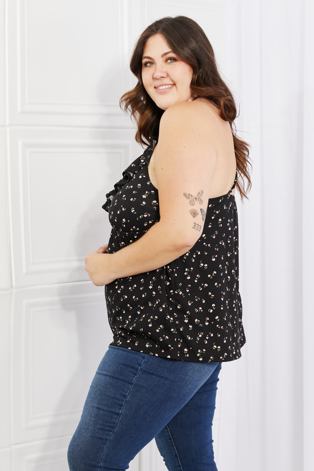 Culture Code Full Size Taste of Spring Ruffle Sleeveless Top in Black - AllIn Computer
