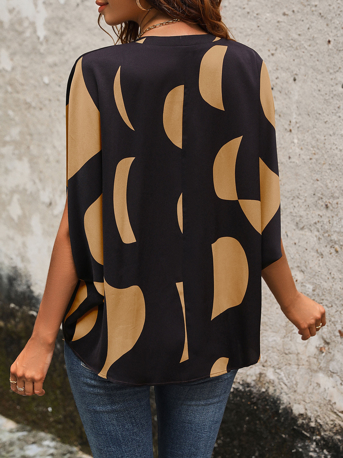 Printed Notched Slit Half Sleeve Blouse - AllIn Computer
