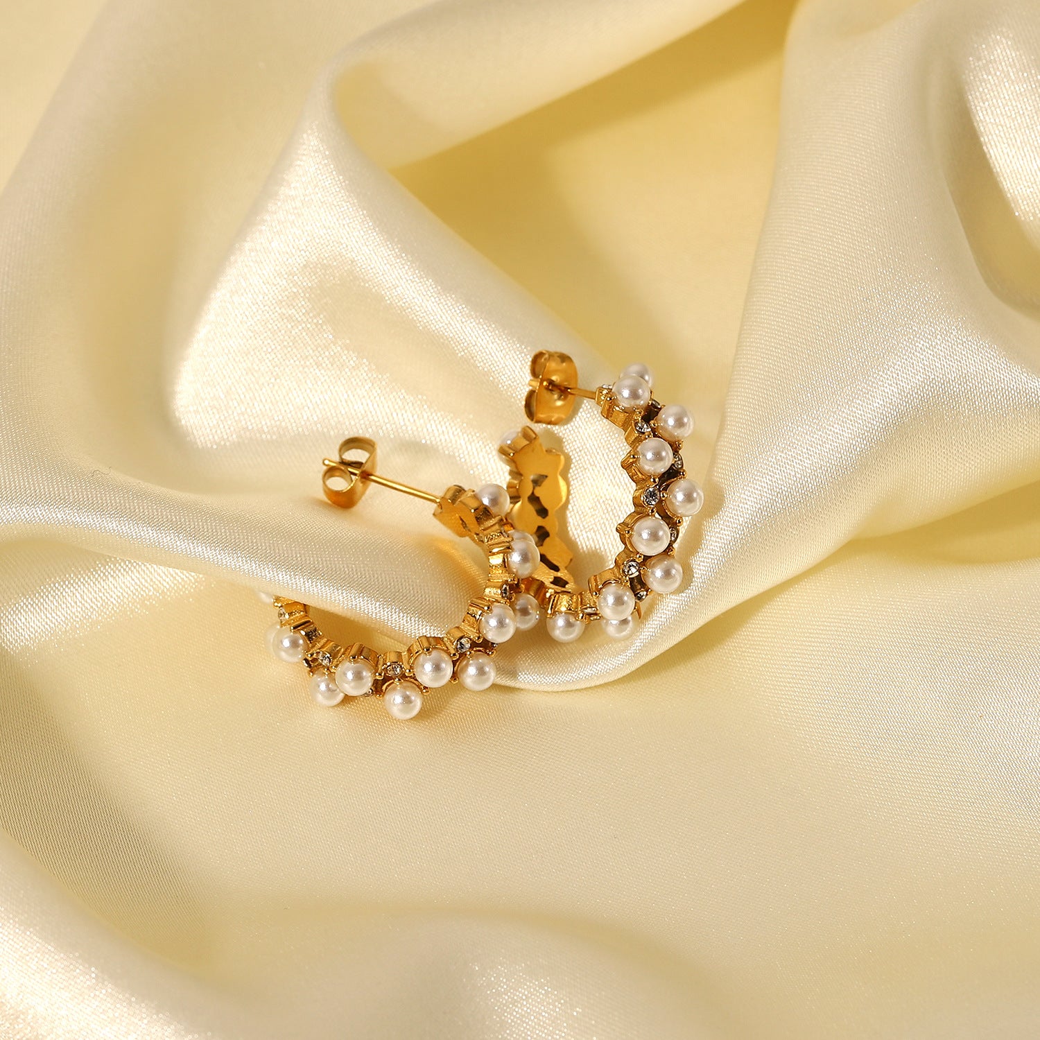 Pearl Rhinestone C-Hoop Earrings - AllIn Computer