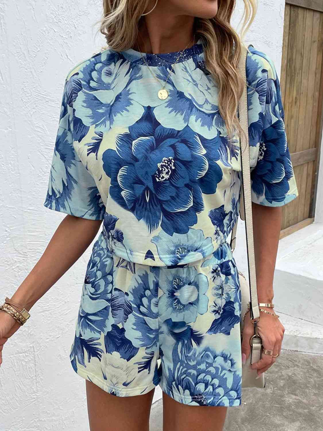 Floral Print Round Neck Dropped Shoulder Half Sleeve Top and Shorts Set - AllIn Computer