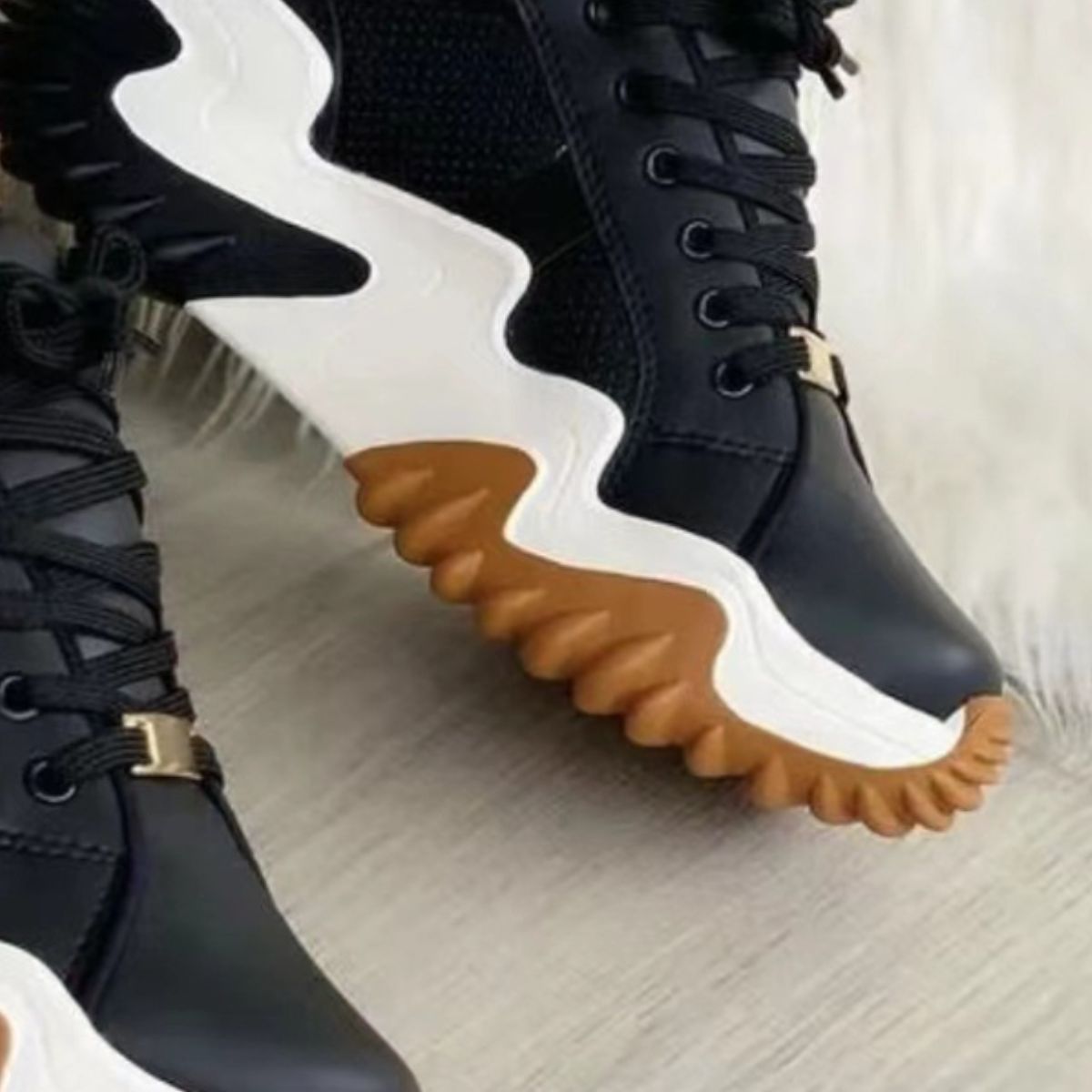Lace-Up PU Leather Platform Sneakers - AllIn Computer