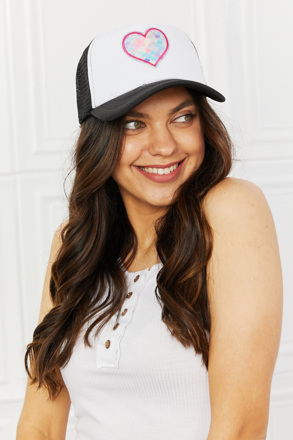 Fame Falling For You Trucker Hat in Black - AllIn Computer