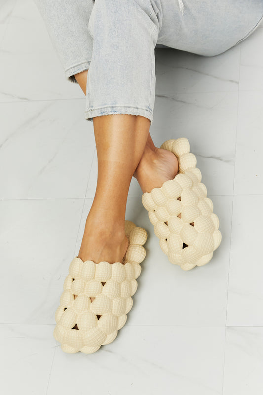 NOOK JOI Laid Back Bubble Slides in Khaki - AllIn Computer