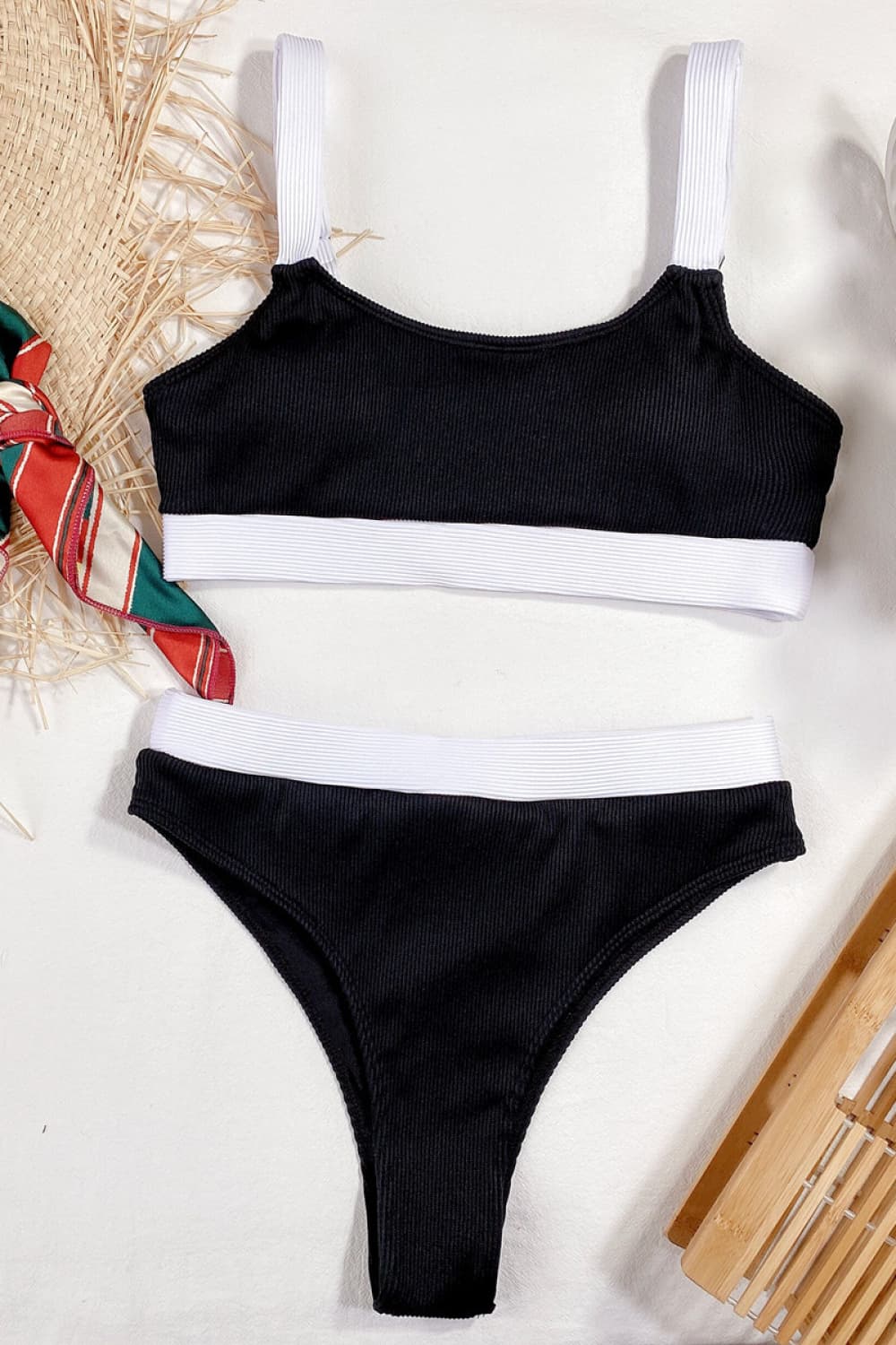 Color Block Scoop Neck Bikini Set - AllIn Computer