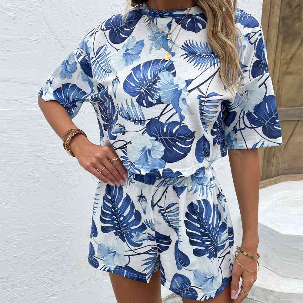 Floral Print Round Neck Dropped Shoulder Top and Shorts Set - AllIn Computer