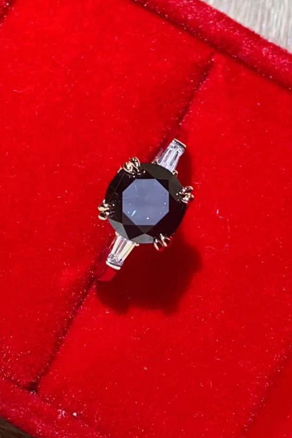 2 Carat Black Moissanite Platinum-Plated Ring - AllIn Computer