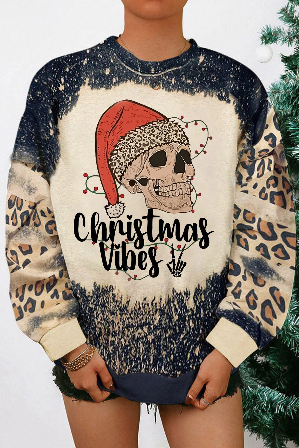 Round Neck Long Sleeve CHRISMAS VIBES Graphic Sweatshirt - AllIn Computer