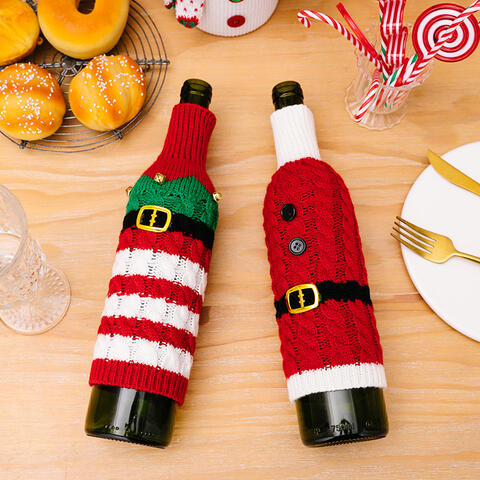 2-Piece Cable-Knit Wine Bottle Covers - AllIn Computer