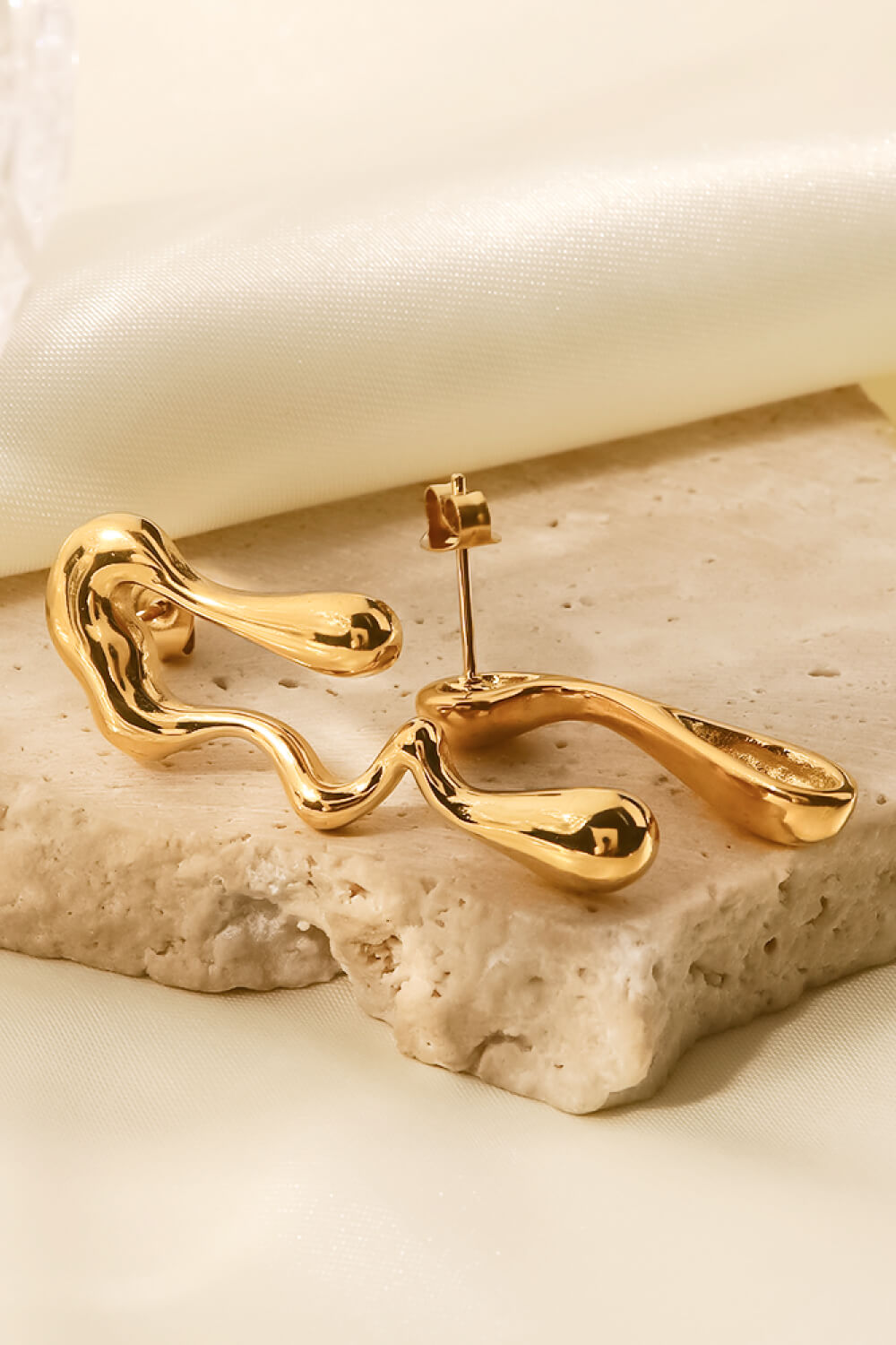 18K Gold Plated Geometric Mismatched Earrings - AllIn Computer