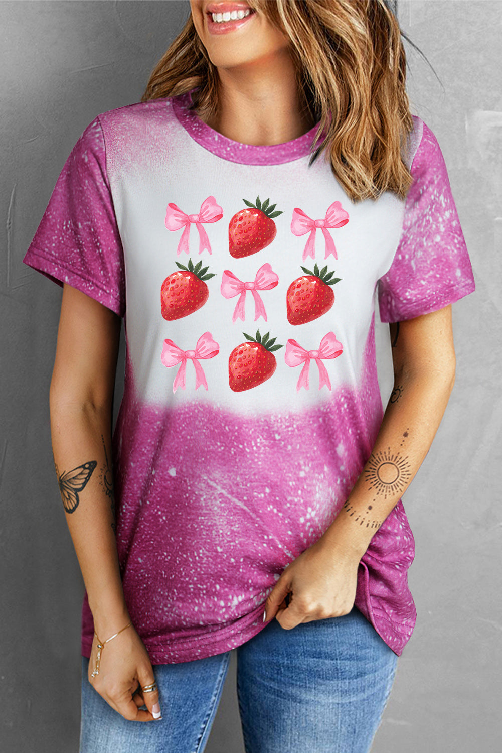 Strawberry Round Neck Short Sleeve T-Shirt - AllIn Computer