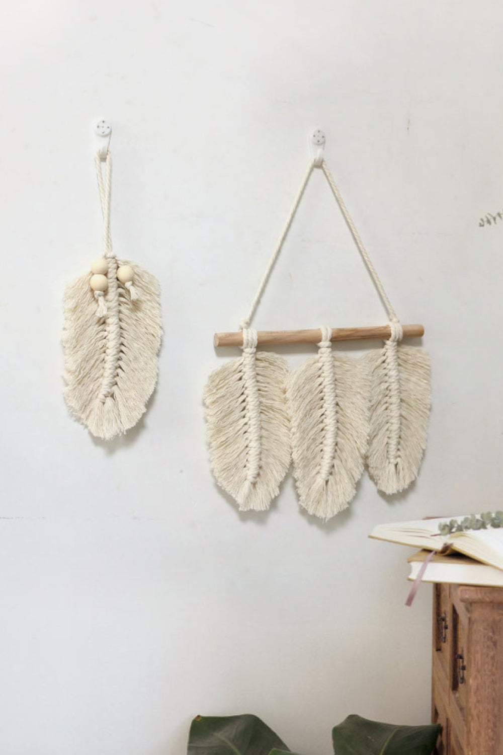 Feathered Hanging Wall Piece - AllIn Computer