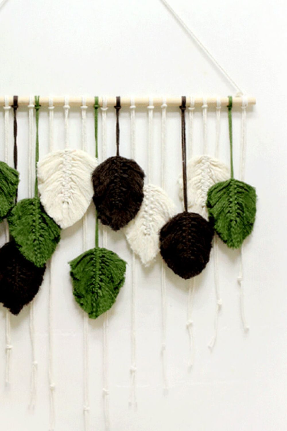 Hand-Woven Feather Macrame Hanging Wall Piece - AllIn Computer