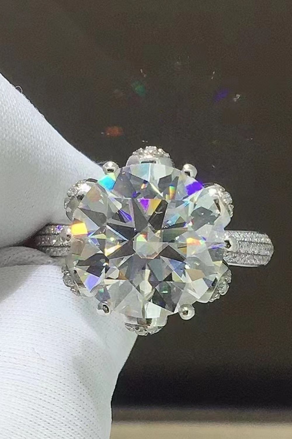 5 Carat  Moissanite Side Stone Ring - AllIn Computer