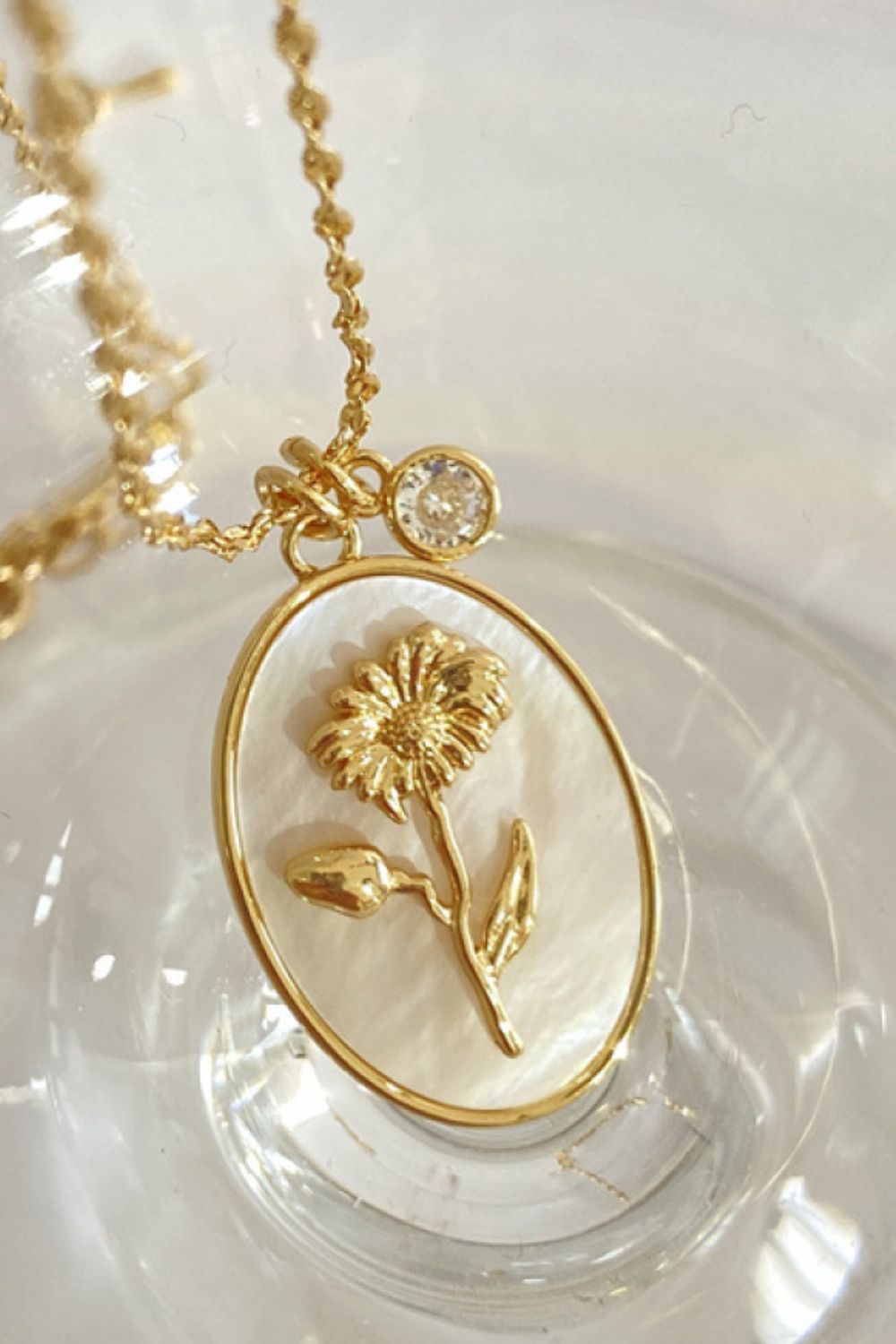 Flower Shell Pendant Copper Necklace | Jewelry | Jewelry, necklace, necklaces, necklaces & pendants, pendant necklaces, Ship From Overseas, Shipping Delay 09/29/2023 - 10/04/2023 | Trendsi