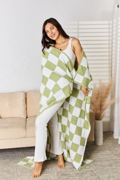 Cuddley Checkered Decorative Throw Blanket - AllIn Computer